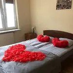 Zwykle Mieszkanie Na Wilenska, Trzy Przystanki Do Starego Miasta,dwa Przystanki Do Szpitala Praskiego,одна остановка транспорта до офиса для прохождения теста Ces для моряков, Wystawiamy Faktury Dla Firmy Ksef Βαρσοβία
