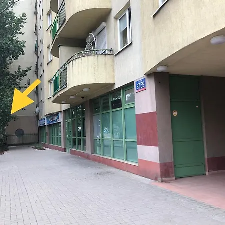 Zwykle Mieszkanie Na Wilenska, Trzy Przystanki Do Starego Miasta,dwa Przystanki Do Szpitala Praskiego *